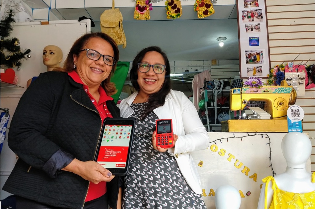 Francinete, owner of a dressmakers in São Paulo